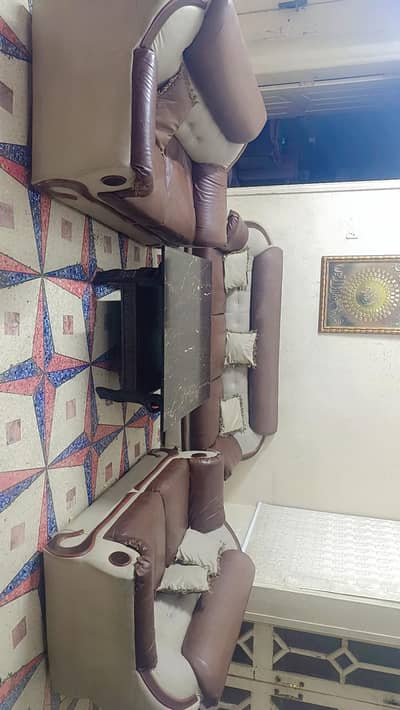 7 setter sofa for sell