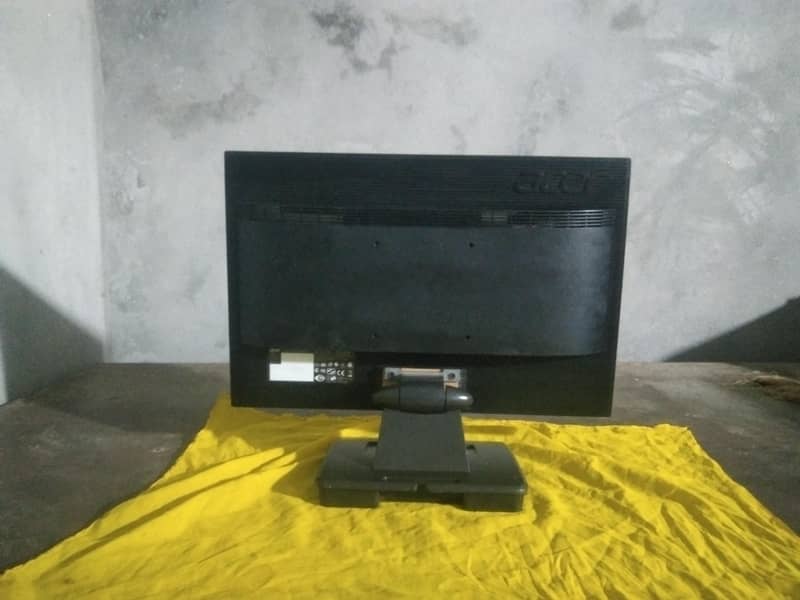Acer Led 4