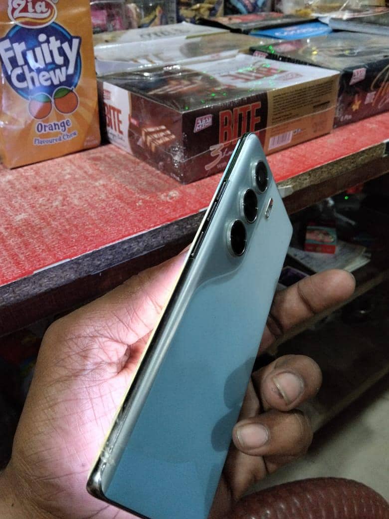 tecno camon 40 pro 3