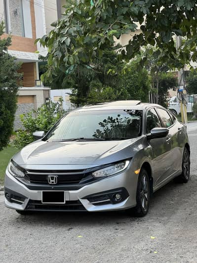 Honda Civic oriel 1.8 UG red meter