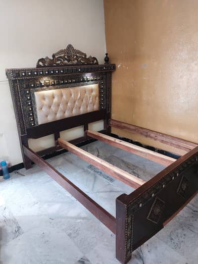 duble bed king size with metres