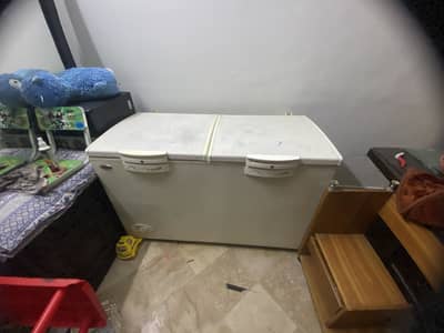 Dawlance 2 door deep freezer