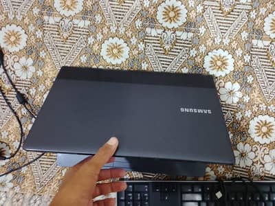 Samsung laptop core i3 sesond janrashin