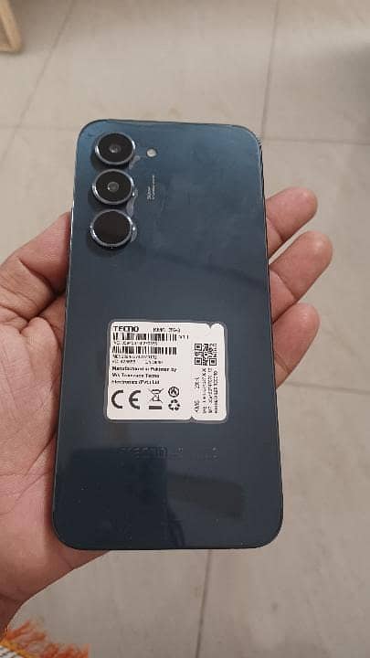 Tecno Spark 40 Pro 4