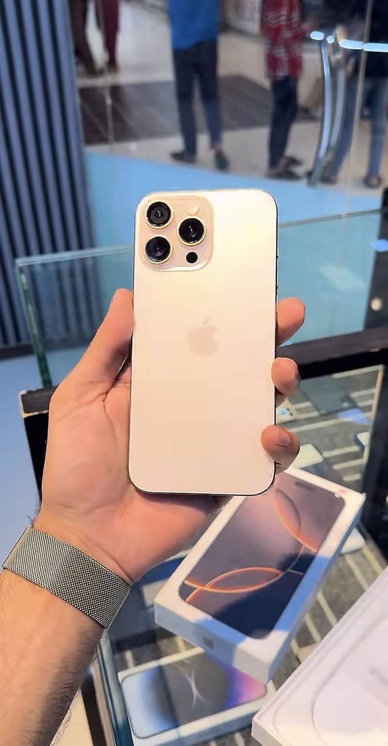 Iphone 16 pro Max 0