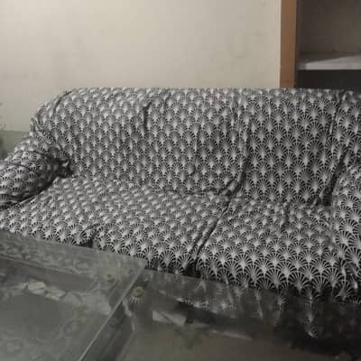sofa 5 seat or sofa set Whatsapp 03361611011.    Whatsapp 03126400418