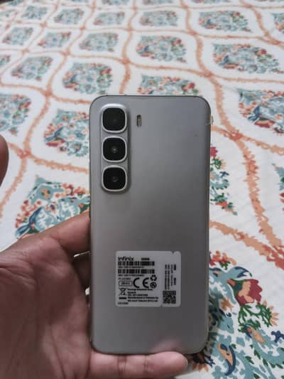 Infinix Hot 60 pro plus 8+8 ram 256 memory