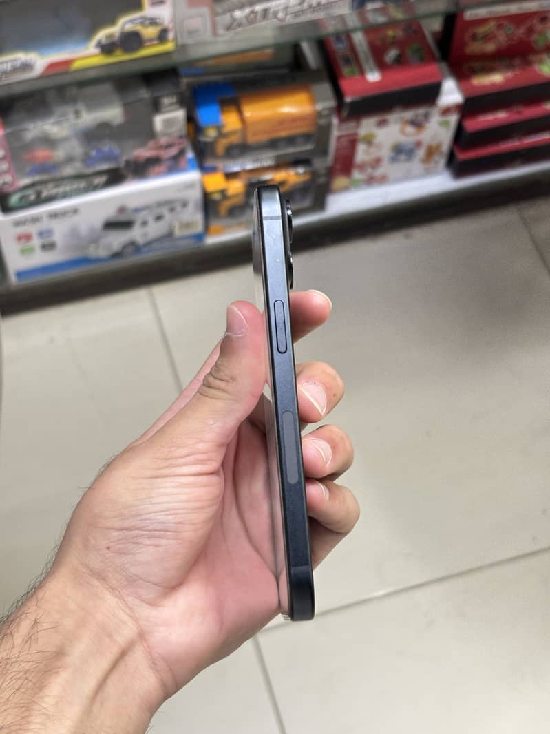 Iphone 15 2