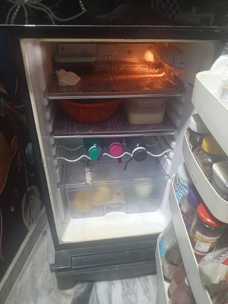 fridge 0