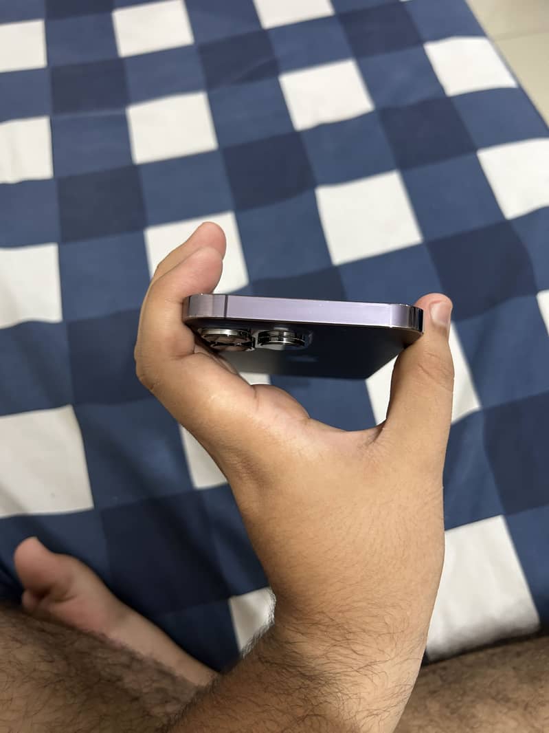 Iphone 14 pro max 4