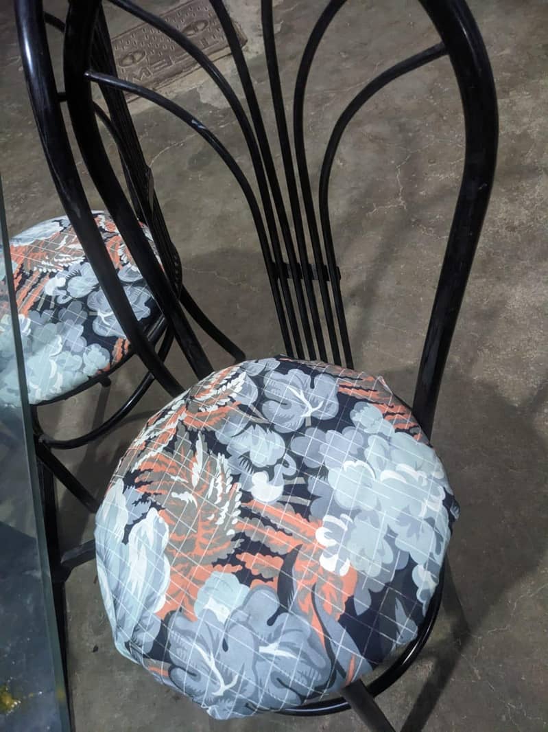 4 seater dining table 2