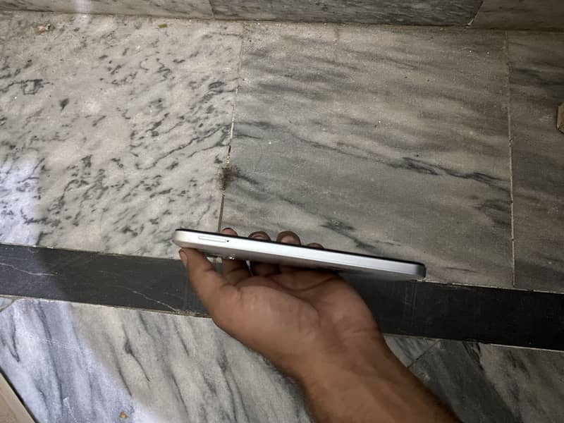 Tecno 3