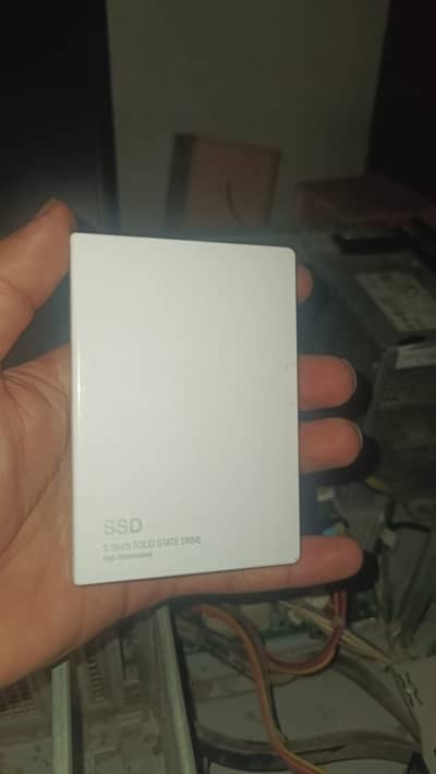 256GB SK hynix SSD 2.5” SATA Fast Speed Excellent Condition