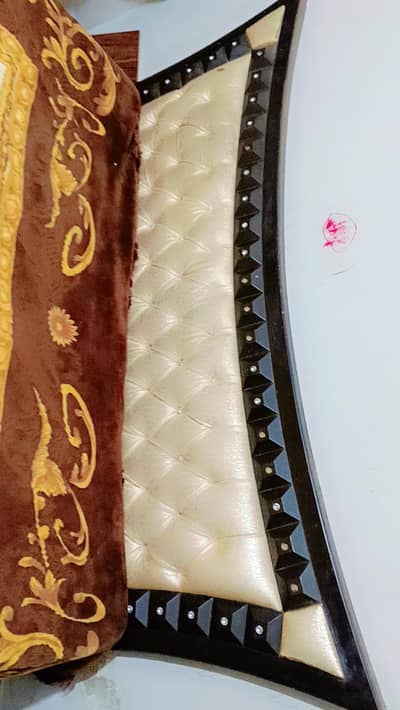 urgent sale . bed with mattress dressing table. almari 3 door.