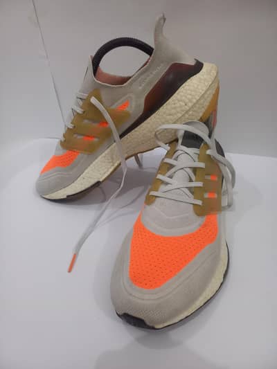 original Adidas ultra boost 21 condition premium plus Nike HOKA