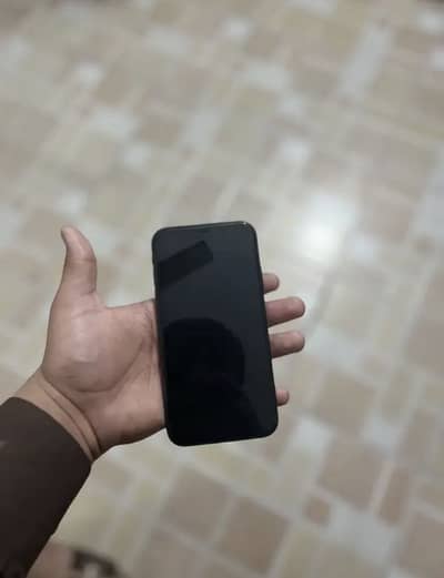 iPhone 11 64 FU