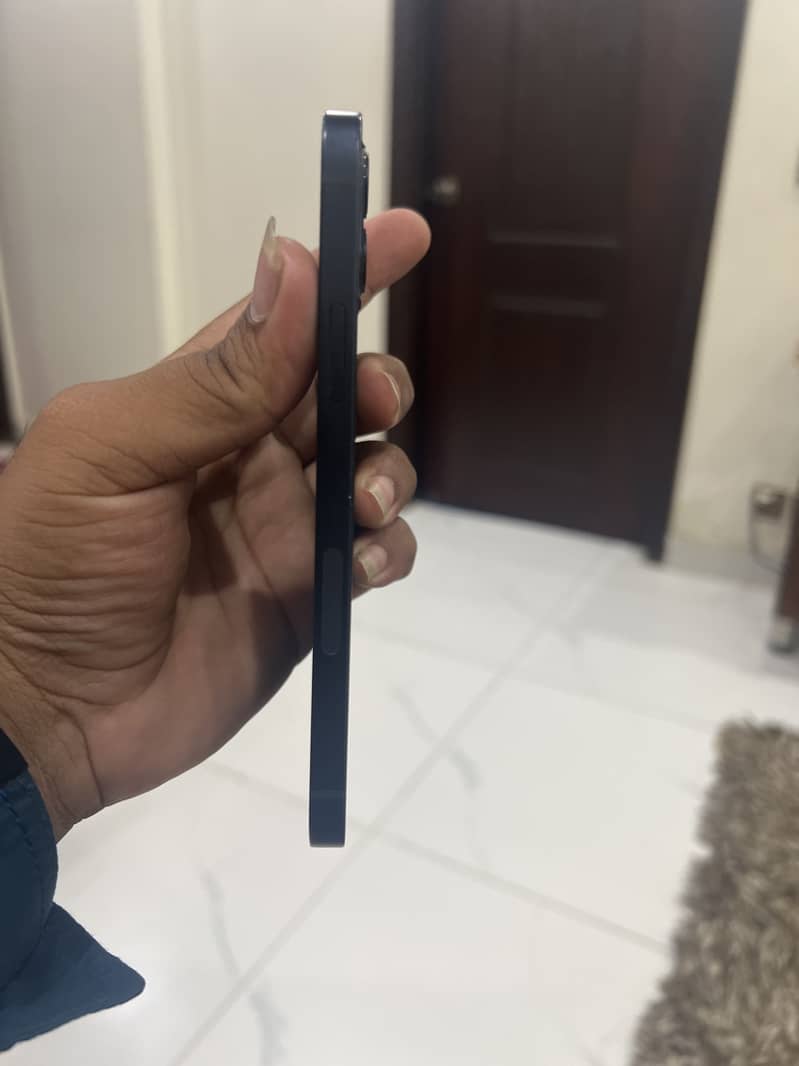 iPhone 0