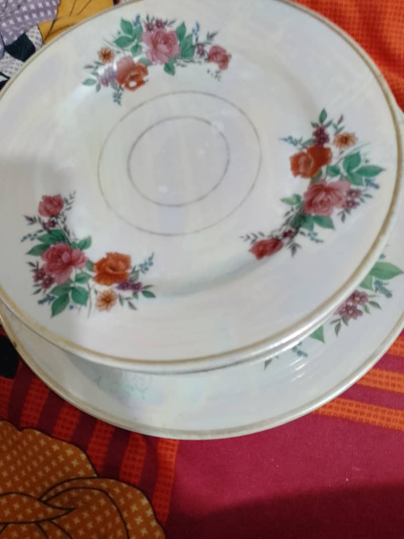 cake plates 0