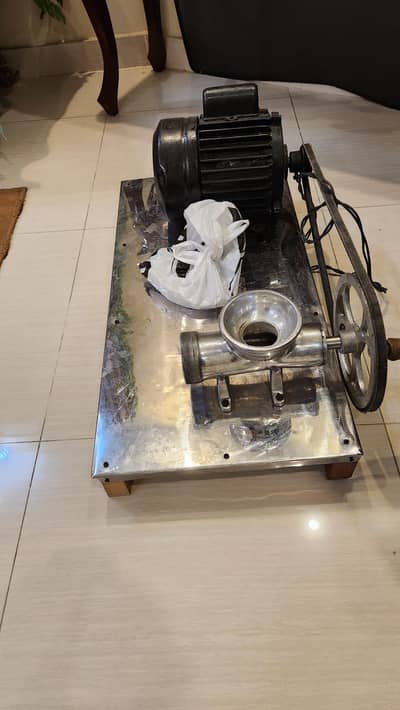 Meat Mincer Machine for sale