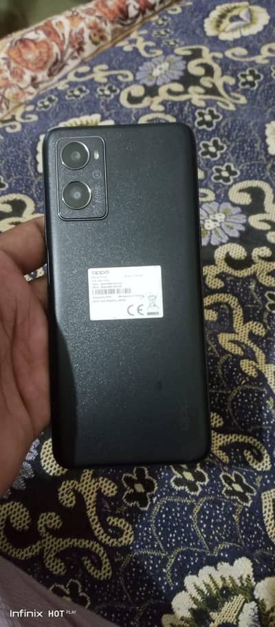 8+8gb ram 128 gb memory