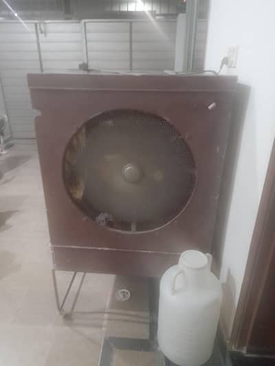cooler with stand urgent for sale