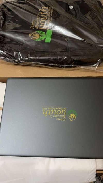 PM laptop 2025