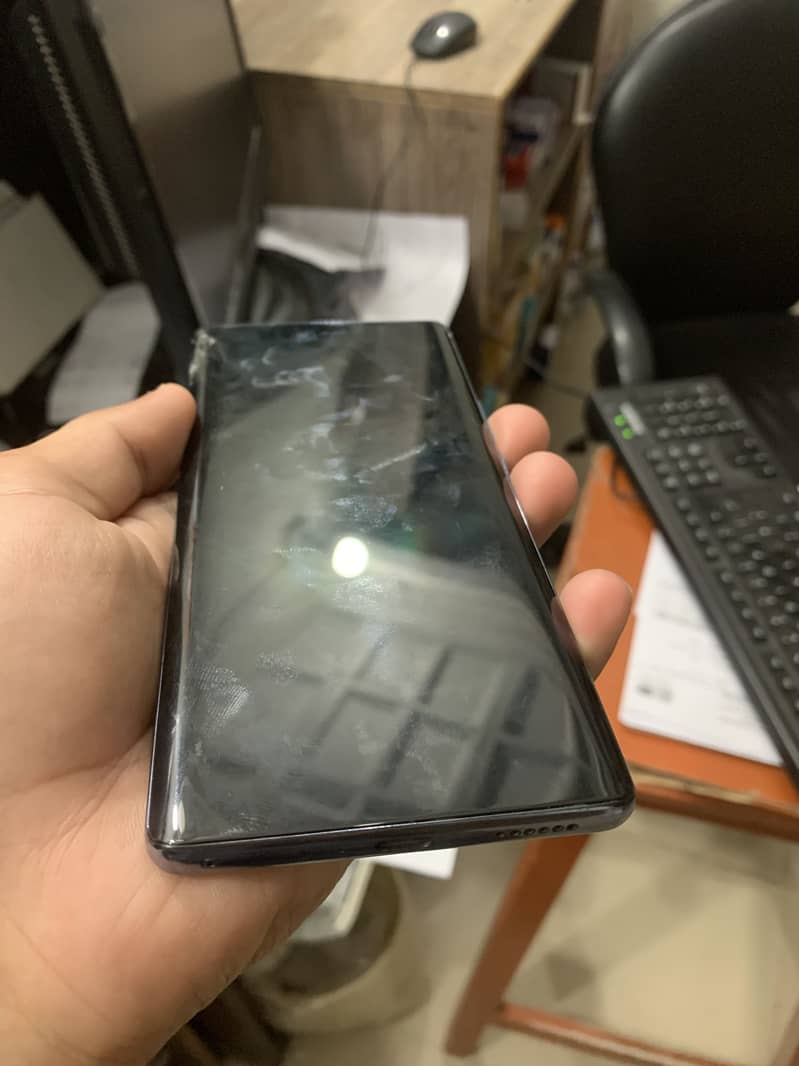 Spark 20 pro plus 1
