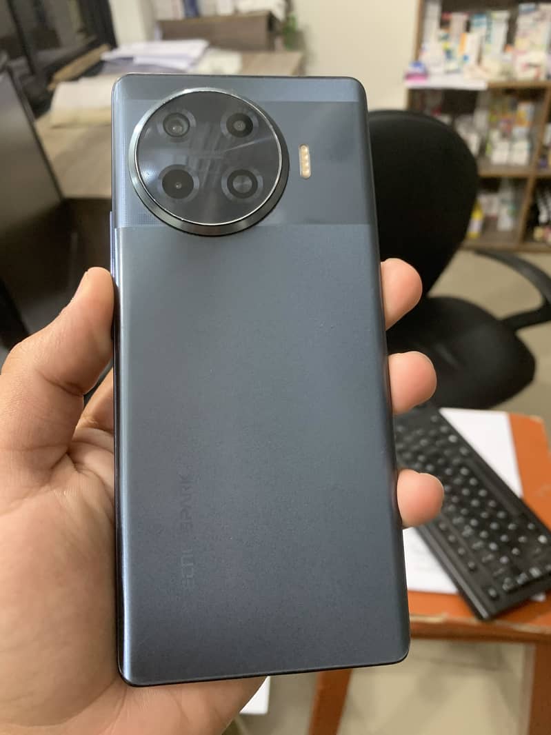 Spark 20 pro plus 2