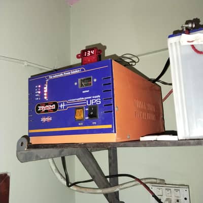 UPS 1500 Watt