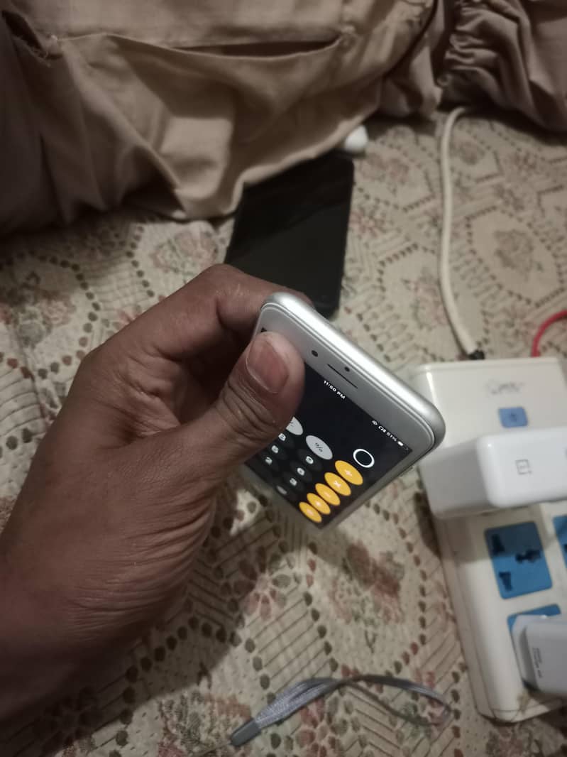 iphone 8 2