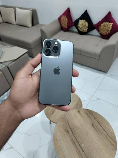 iphone 13 pro 256GB Graphite - USA Non pta Factory unlocked  10/10