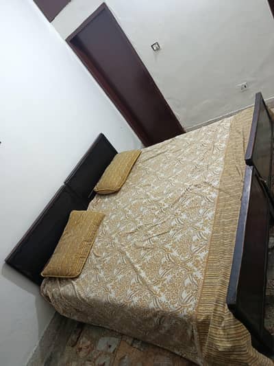 single bed