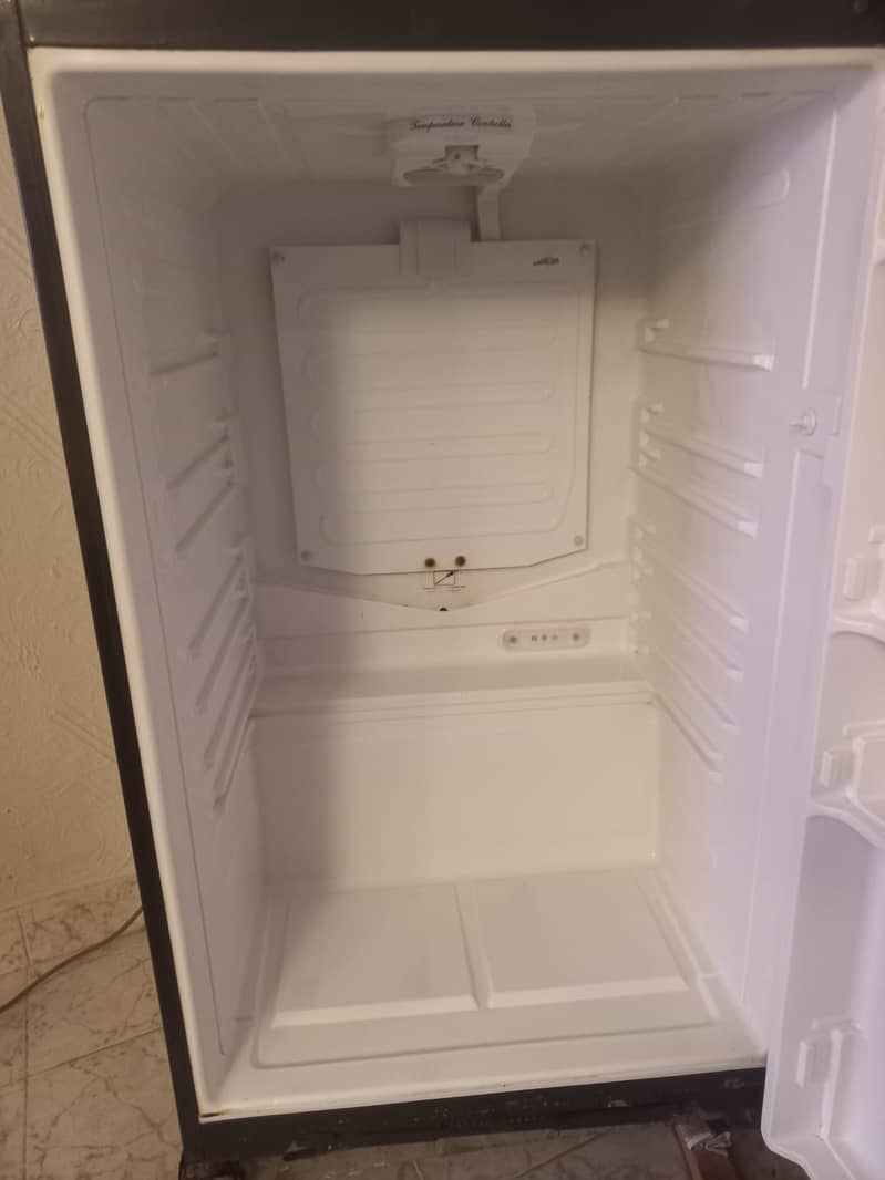 Dawlance Reflection Refrigerator (H-Zone Plus) 10