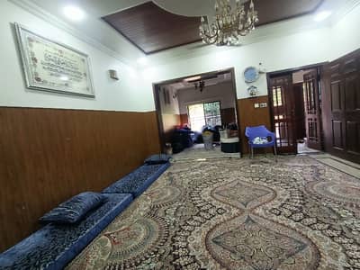AHMED ASSOCIATES OFFERS 10 MARLA FULL HOUSE FOR RENT IN PCSiR PHASE 2 NEAR TO SHUKAT KHANUM HOSPITAL LAHORE.