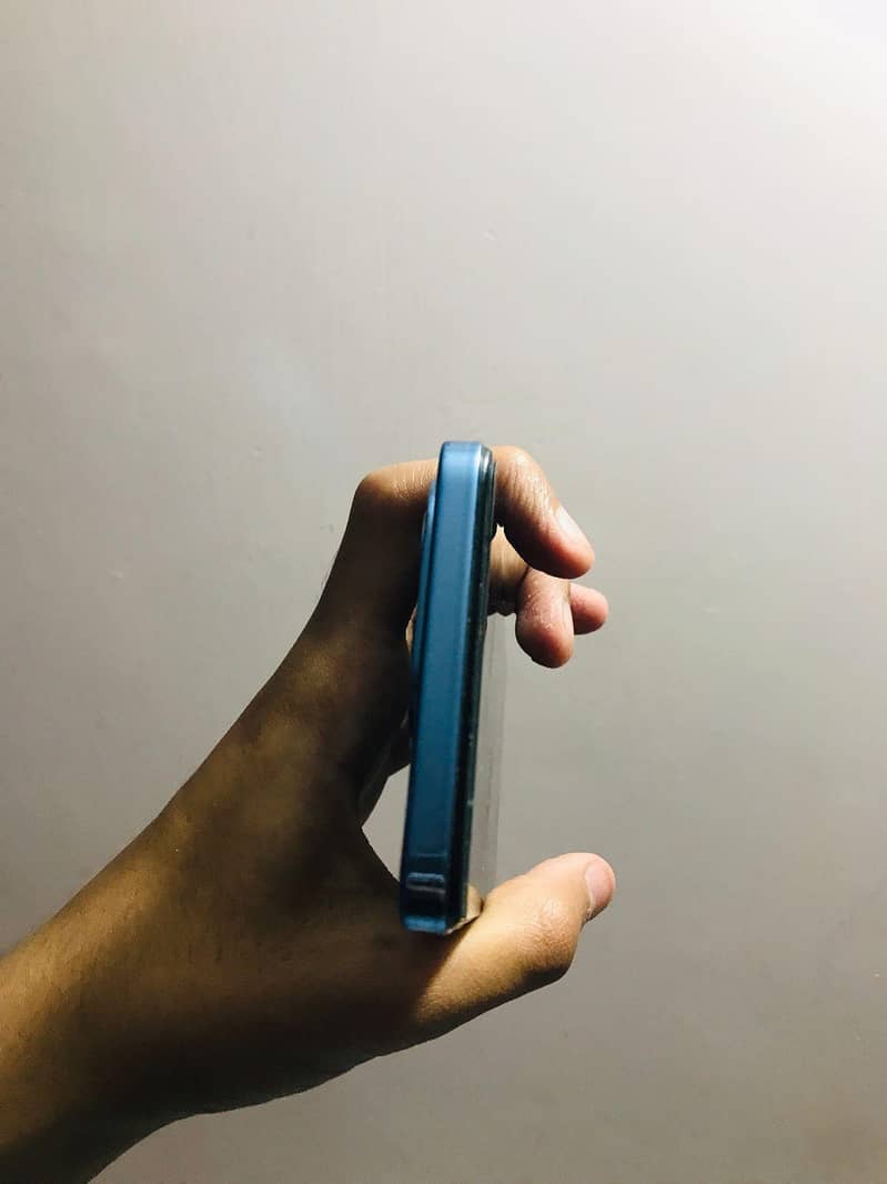 Infinity hot 40i 4