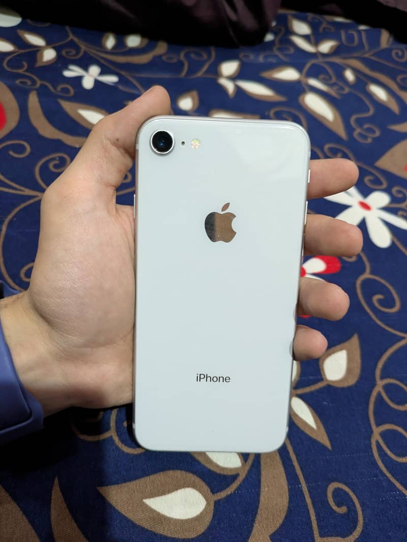 iphone 8 0