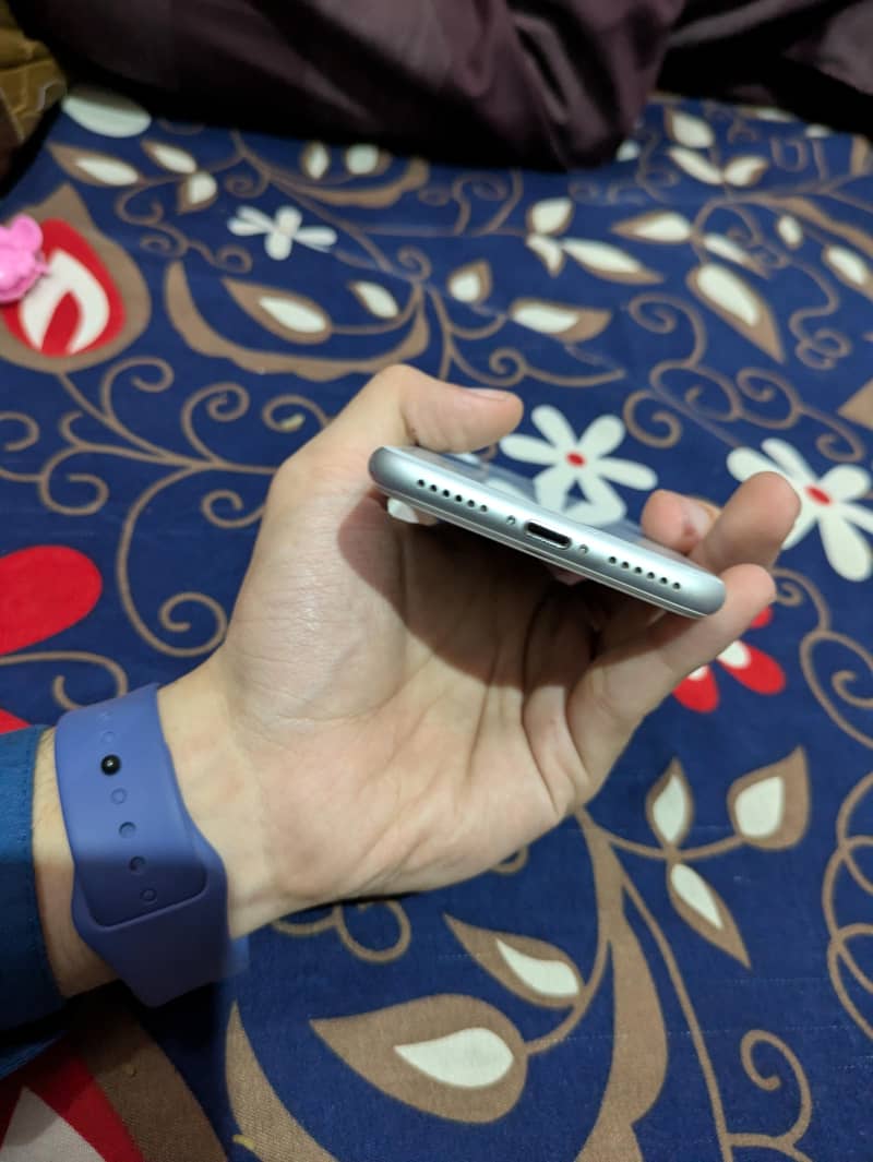 iphone 8 2