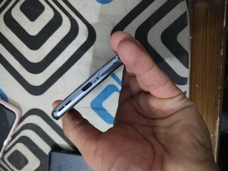OnePlus 9 6