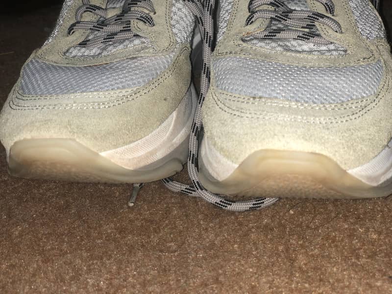 sneakers 0