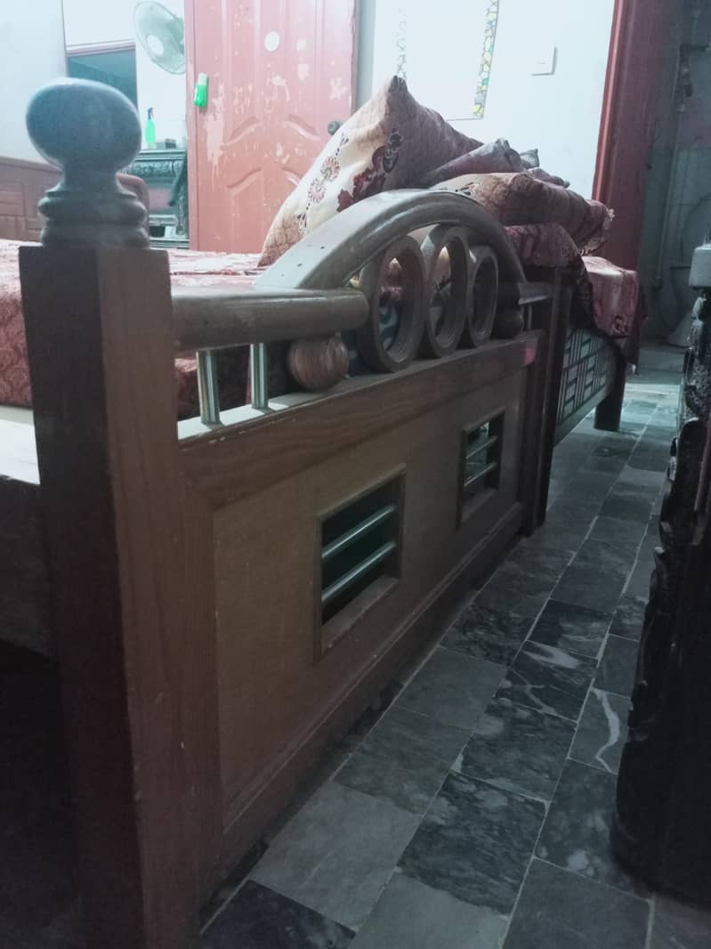 Two single bed 7