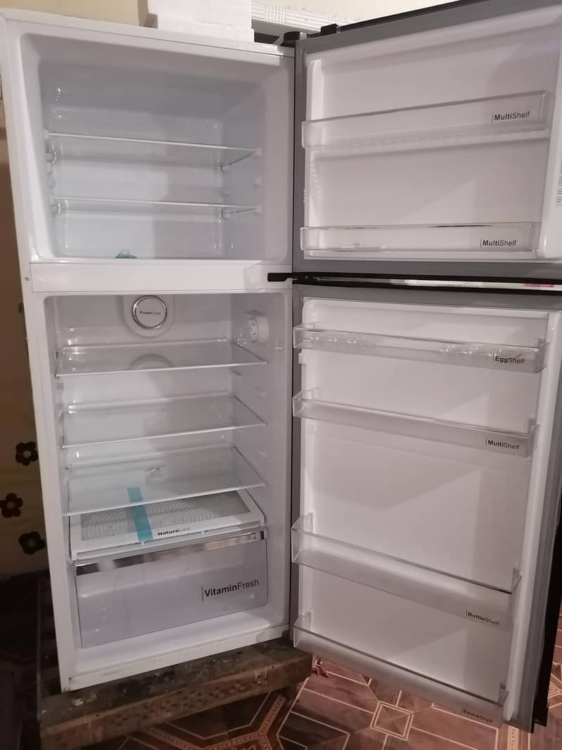 Dawlance fridge 14