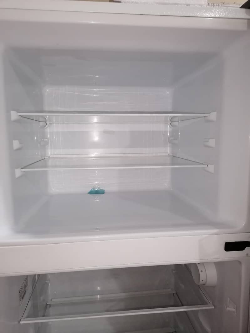 Dawlance fridge 16