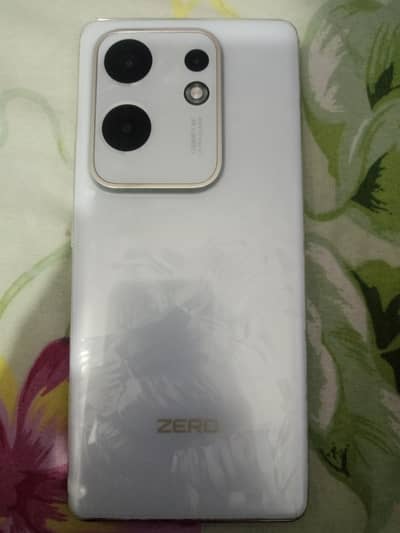 Infinix zero 30 8+8 256 argant sell 03408698704