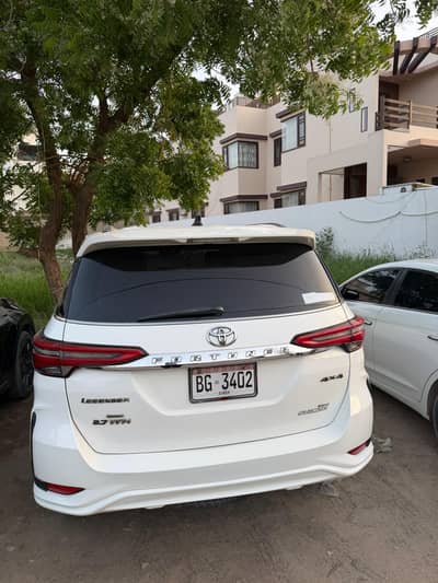 fortuner vvti 2.7  4/4
