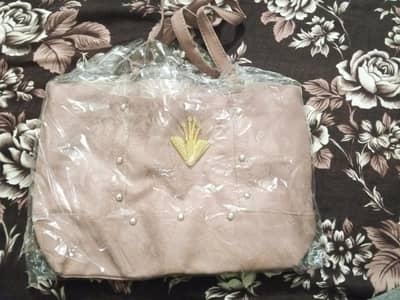 new bag Hy untouch sale krna Hy contact number 03162214743