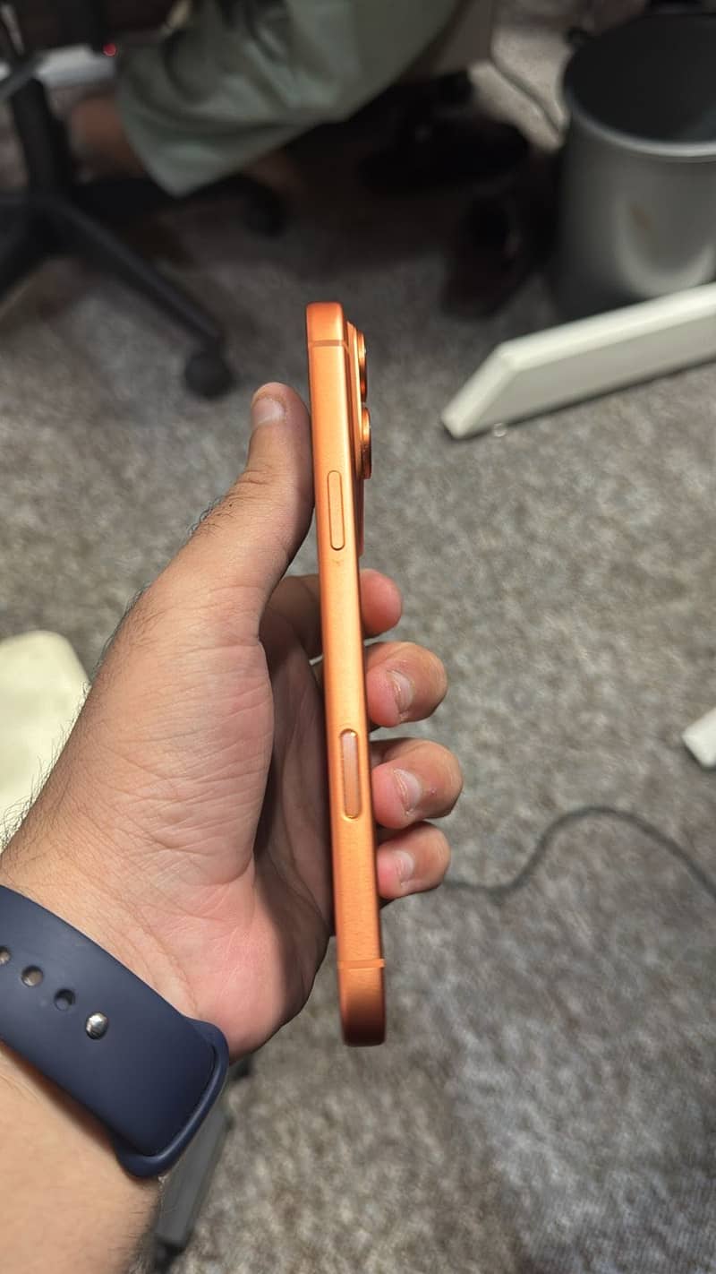 Iphone 17 Pro Max 4