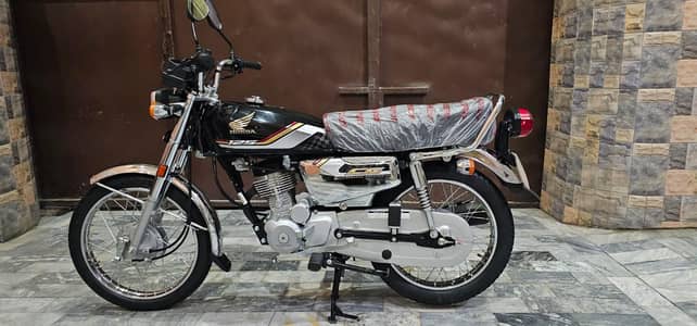 Honda 125 25/26 0/3/3/5/4/7/2/0/9/9/0