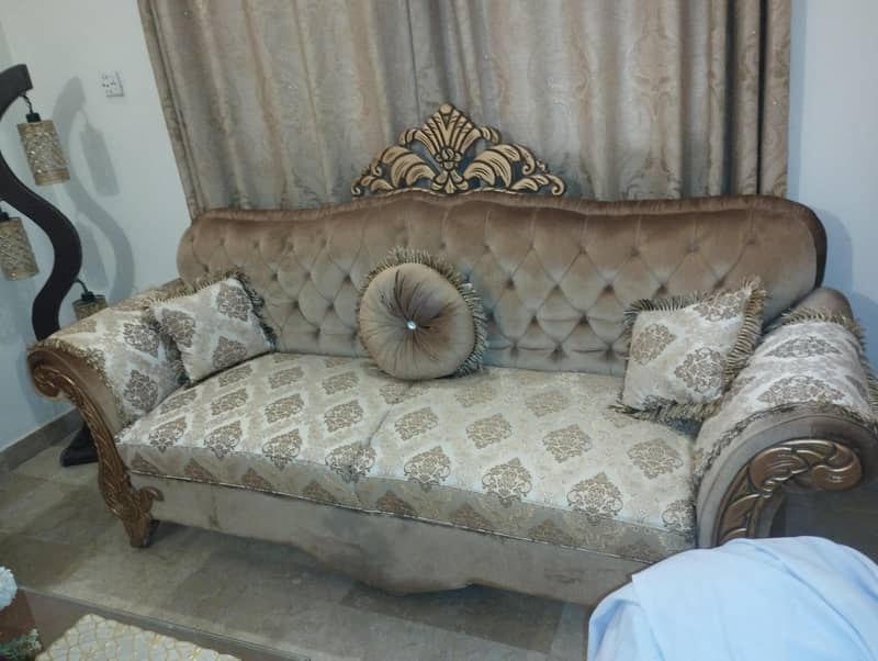 Stylish New Sofa Set 0