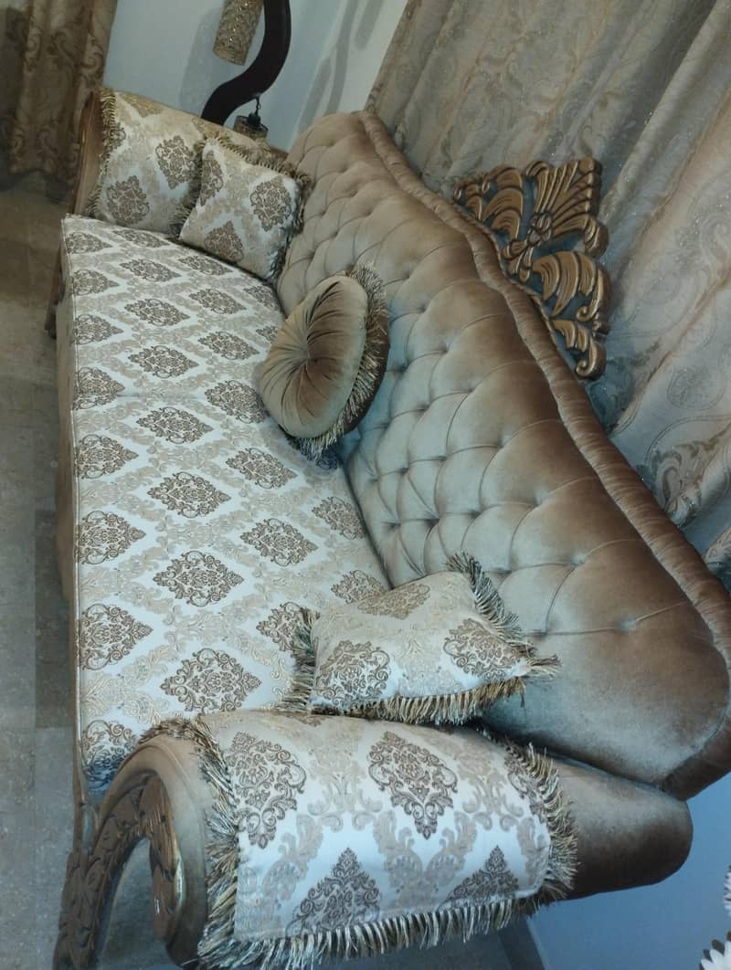 Stylish New Sofa Set 1
