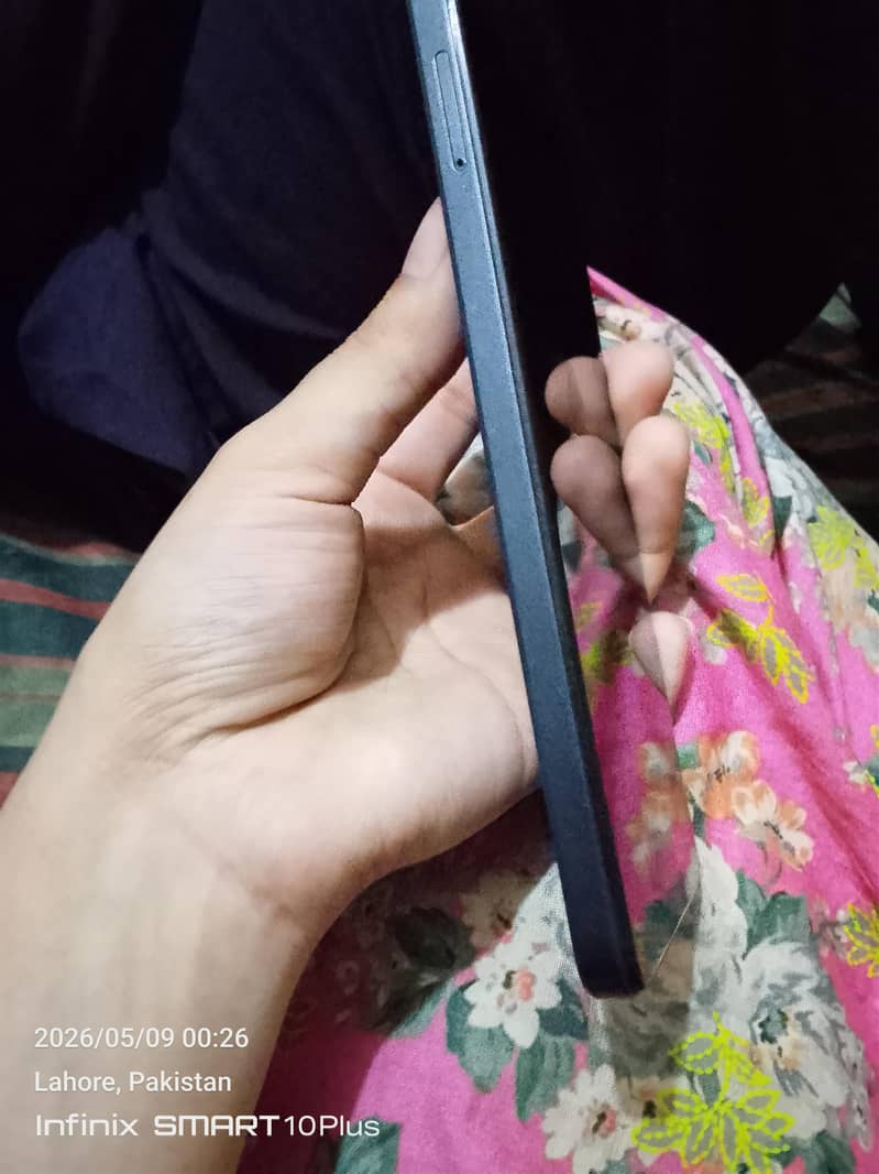 mobile tecno 4
